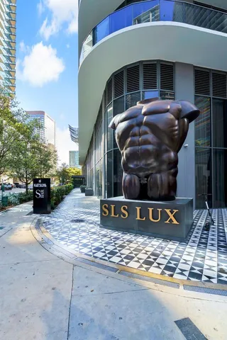 $5,750 | 801 South Miami Avenue, Unit 5206, Miami, FL 33131