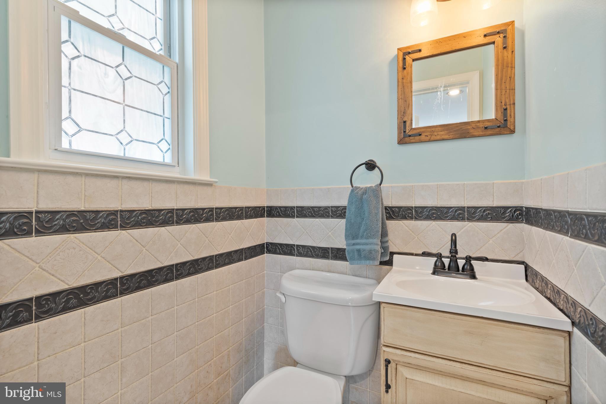 6809 Barnett Road Baltimore, MD 21239 - Photo 11 of 30
