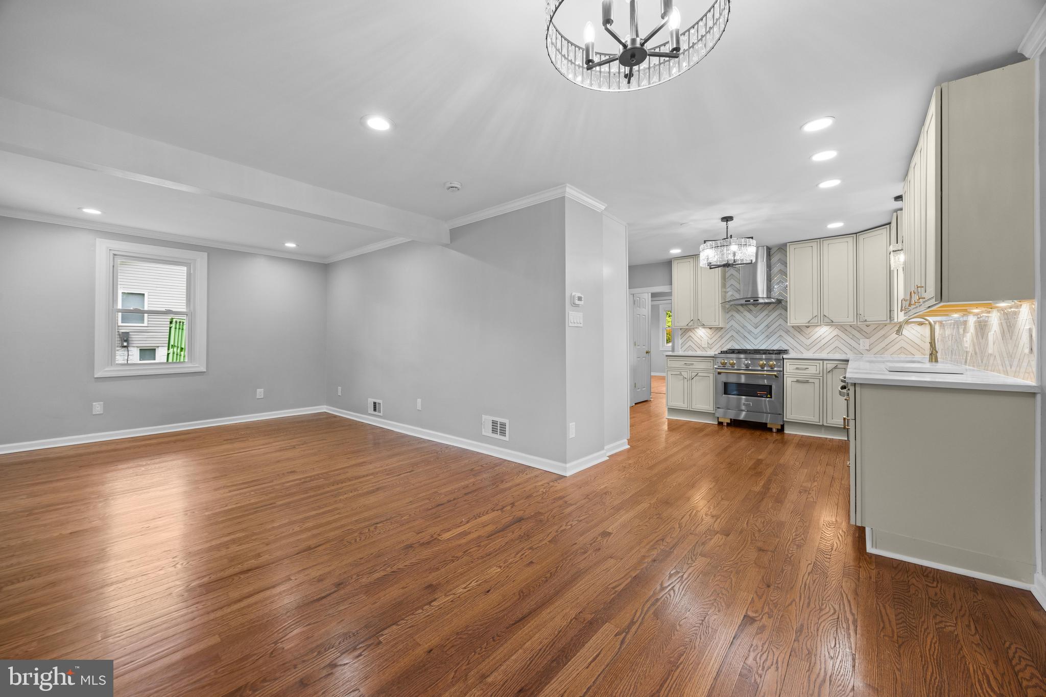 102 Nelson Road Pikesville, MD 21208 - Photo 6 of 57