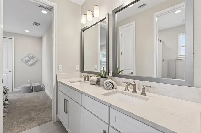 $1,125,000 | 18215 Leafmore Street, Lutz, FL 33548