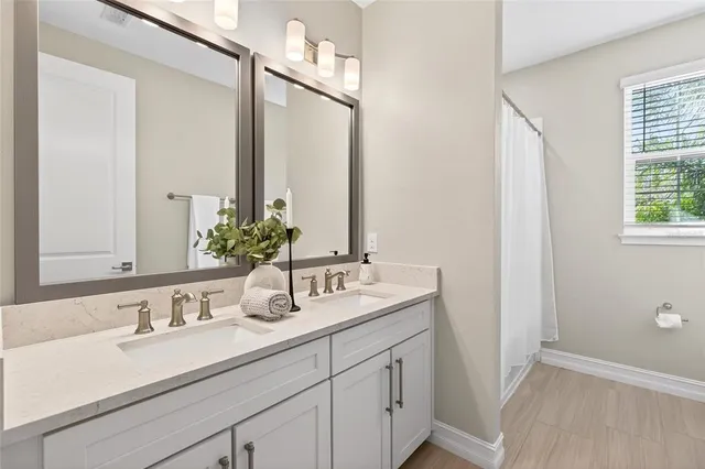 $1,125,000 | 18215 Leafmore Street, Lutz, FL 33548