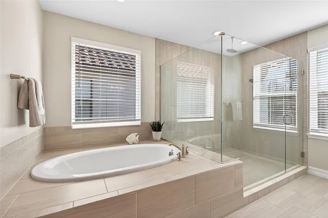 $1,125,000 | 18215 Leafmore Street, Lutz, FL 33548