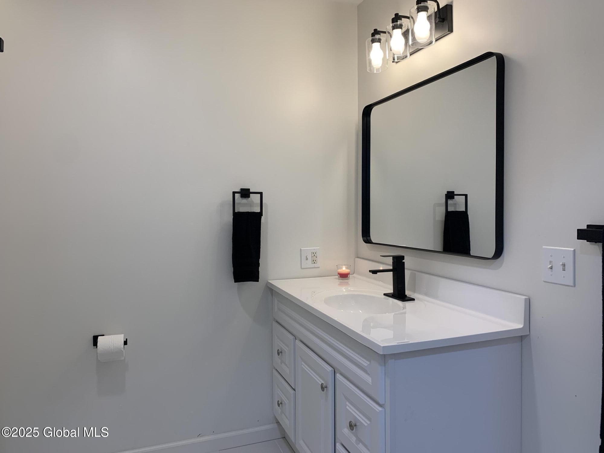 438 Dixon Road Queensbury, NY 12804 - Photo 40 of 44 IMG_3096