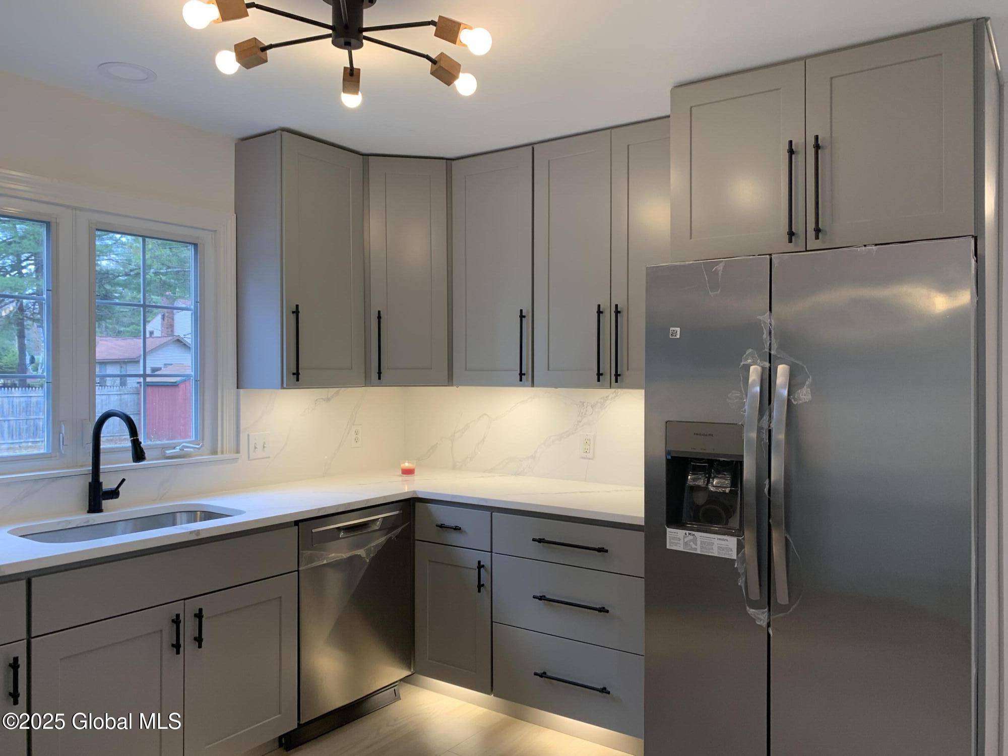 438 Dixon Road Queensbury, NY 12804 - Photo 6 of 44 IMG_3108