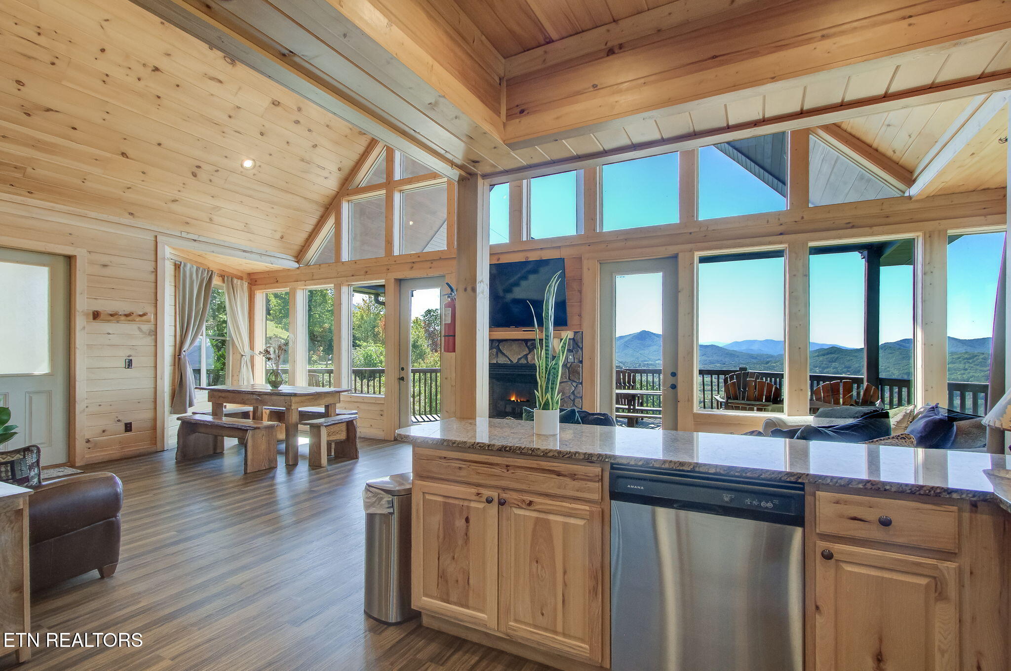 2498 Black Bear Ridge Way Sevierville, TN 37862 - Photo 16 of 54 IMG_5631