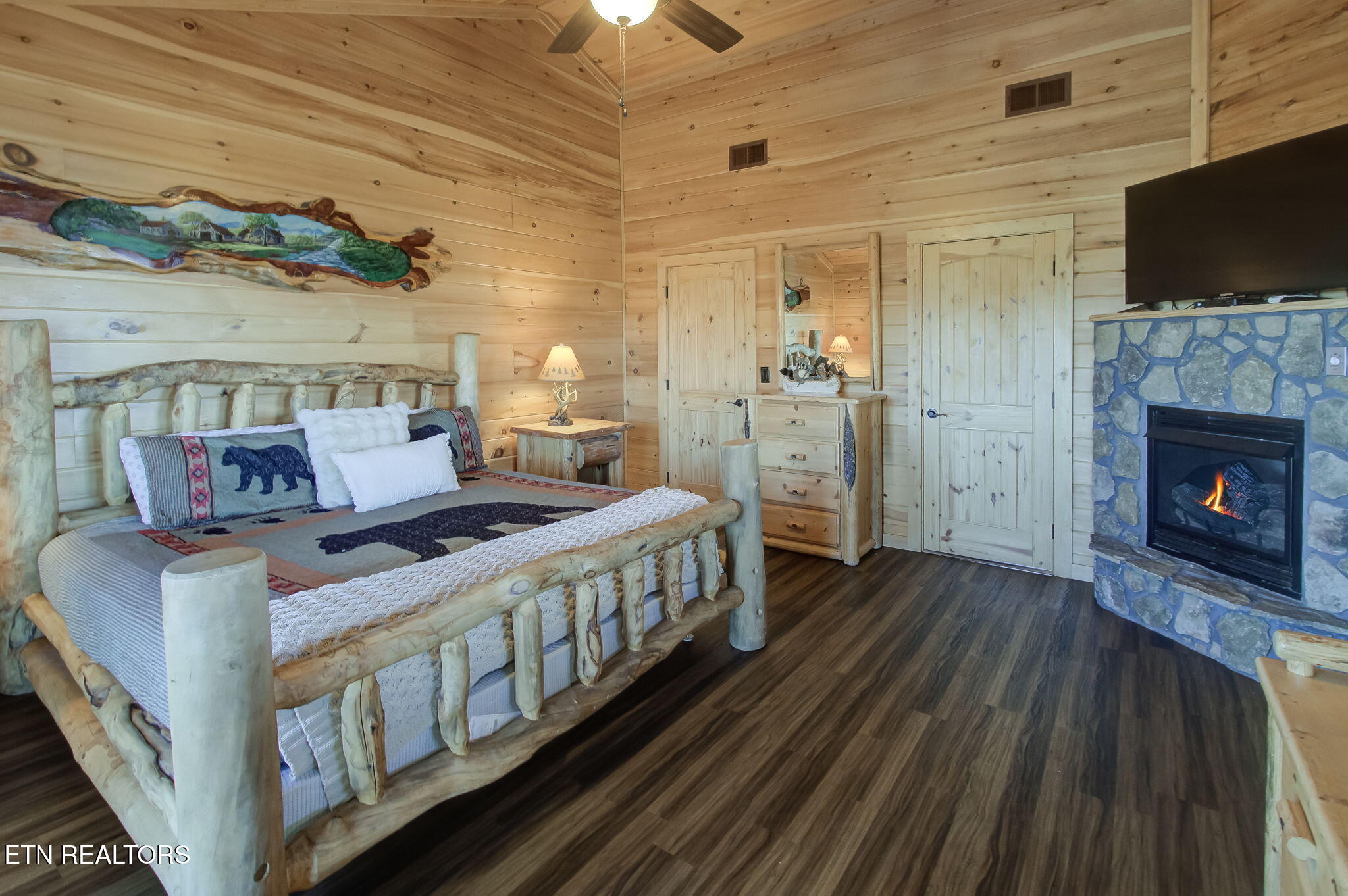 2498 Black Bear Ridge Way Sevierville, TN 37862 - Photo 28 of 54 IMG_8512