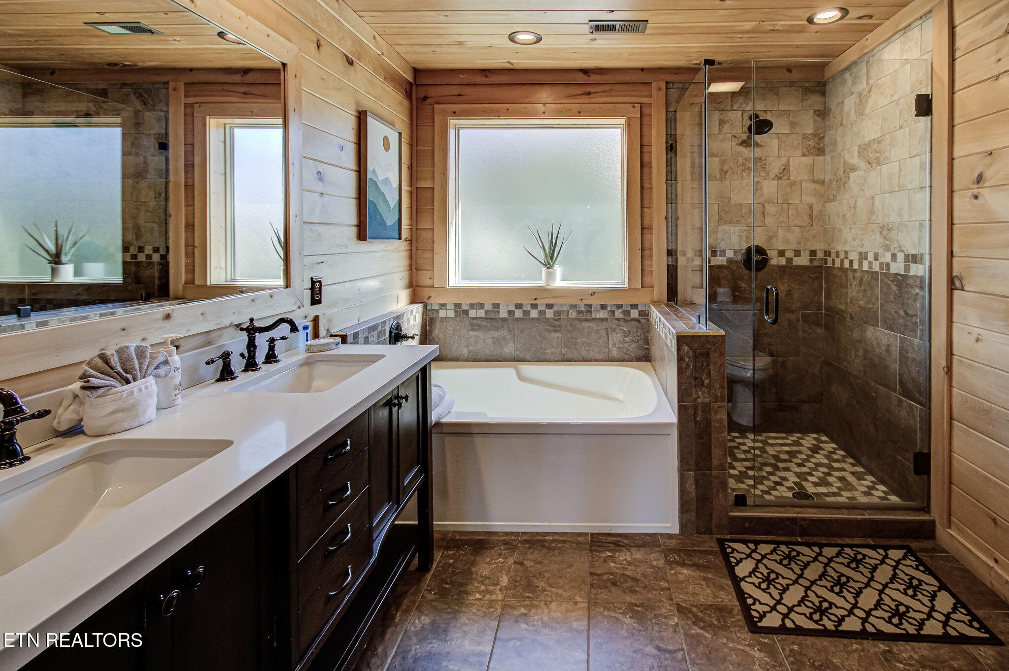 2498 Black Bear Ridge Way Sevierville, TN 37862 - Photo 33 of 54 IMG_8524