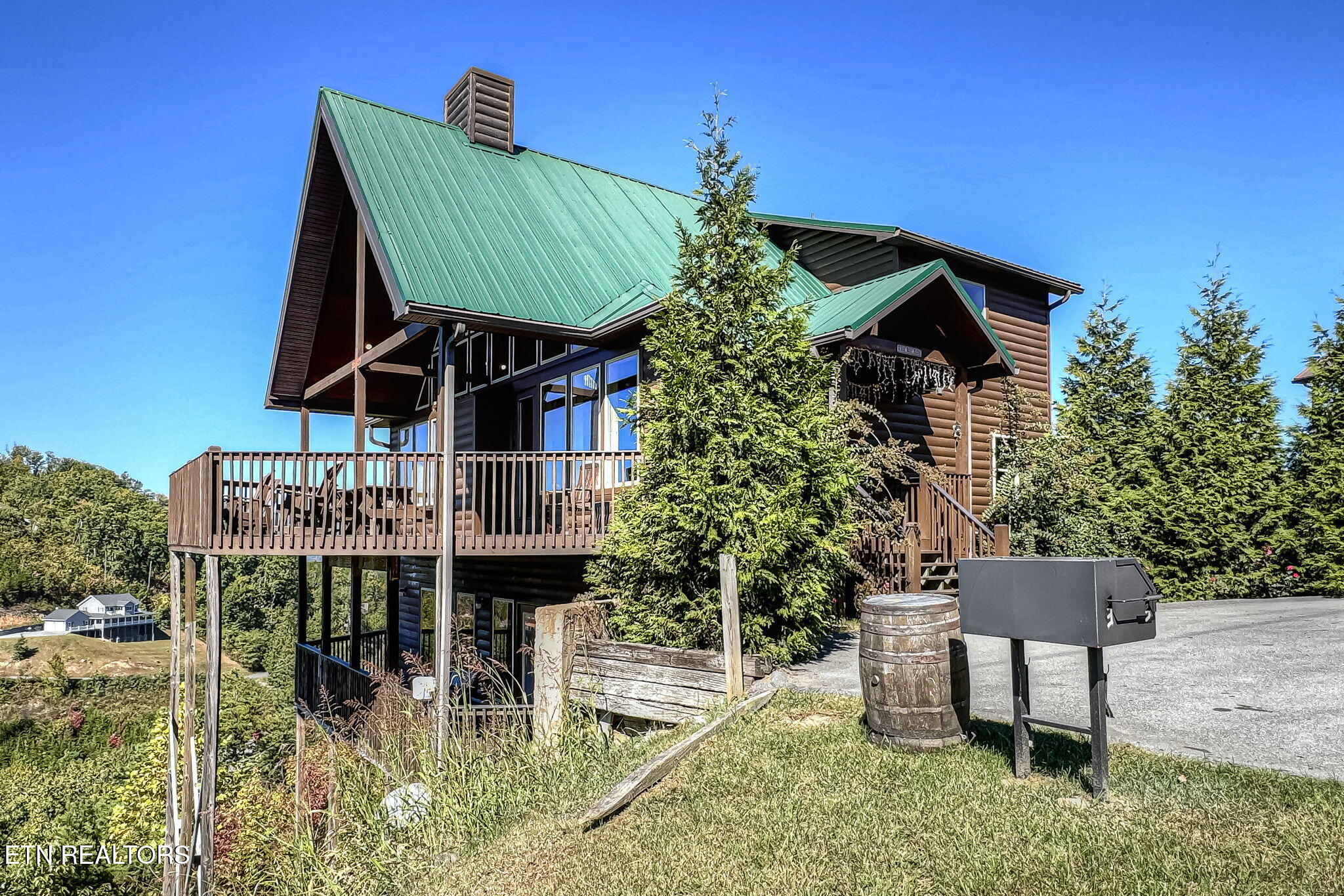 2498 Black Bear Ridge Way Sevierville, TN 37862 - Photo 5 of 54 IMG_5568