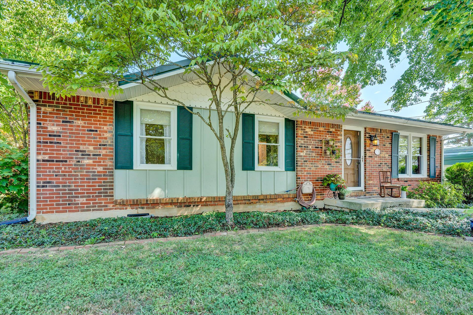4648 Rucker Road Moneta, VA 24121 - Photo 3 of 25 SGP (3 of 27)