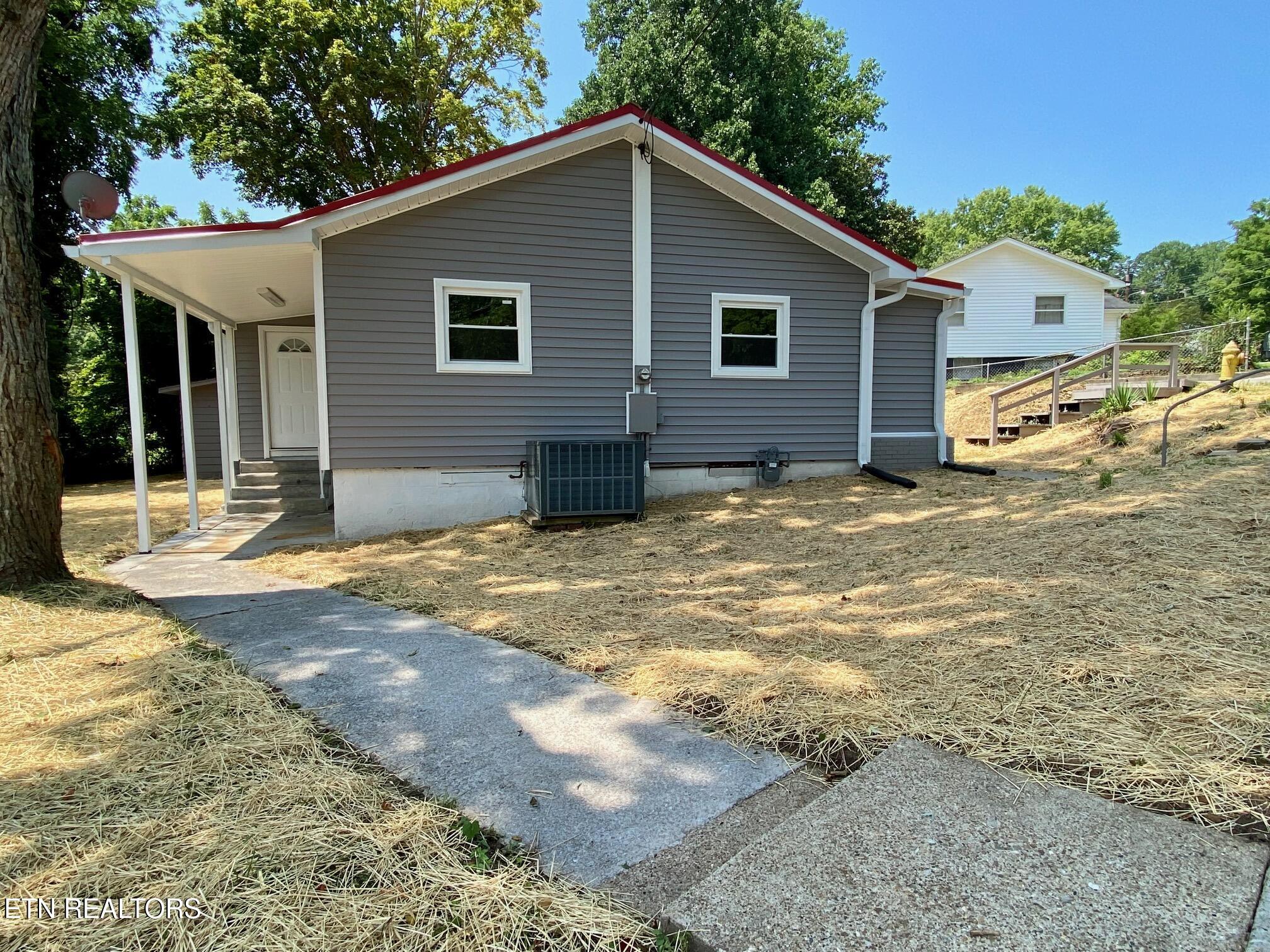 111 Porter Road Oak Ridge, TN 37830 - Photo 2 of 52 IMG_4456