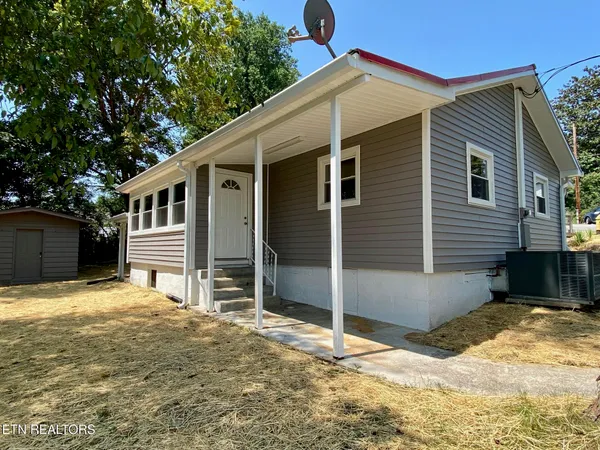 $325,000 | 111 Porter Road, Oak Ridge, TN 37830