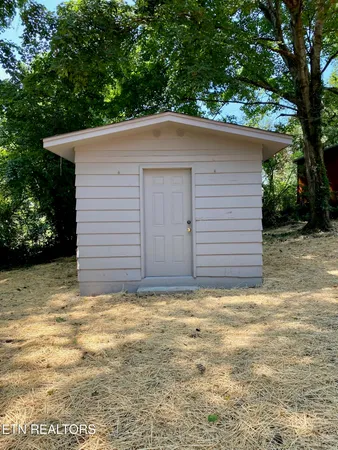 $325,000 | 111 Porter Road, Oak Ridge, TN 37830