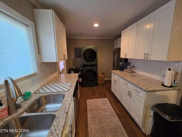 $325,000 | 111 Porter Road, Oak Ridge, TN 37830