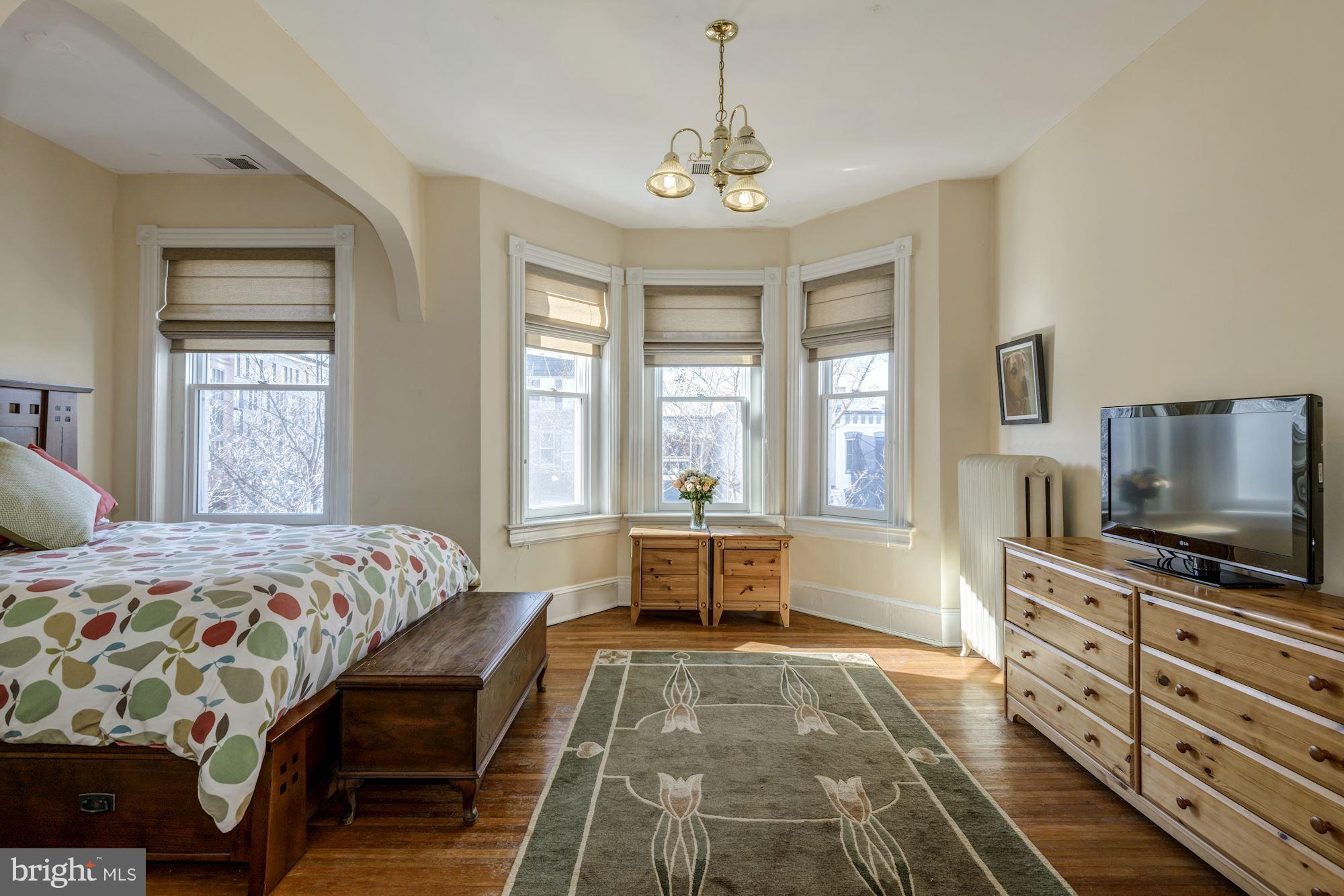 254 8th Street Southeast Washington, DC 20003 - Photo 20 of 30 Bedroom (Master)