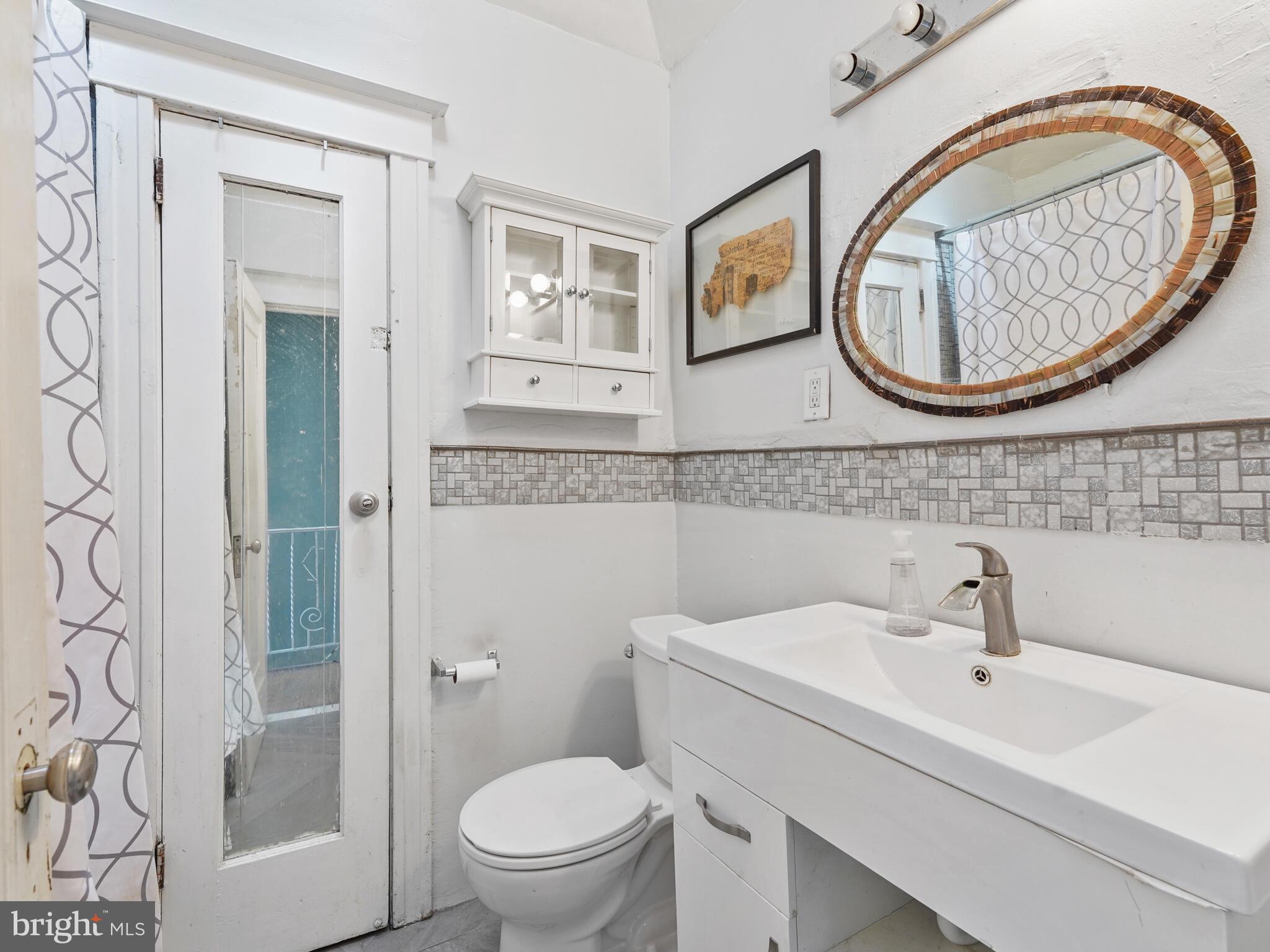 7264 Calvin Road Upper Darby, PA 19082 - Photo 14 of 19 Bathroom