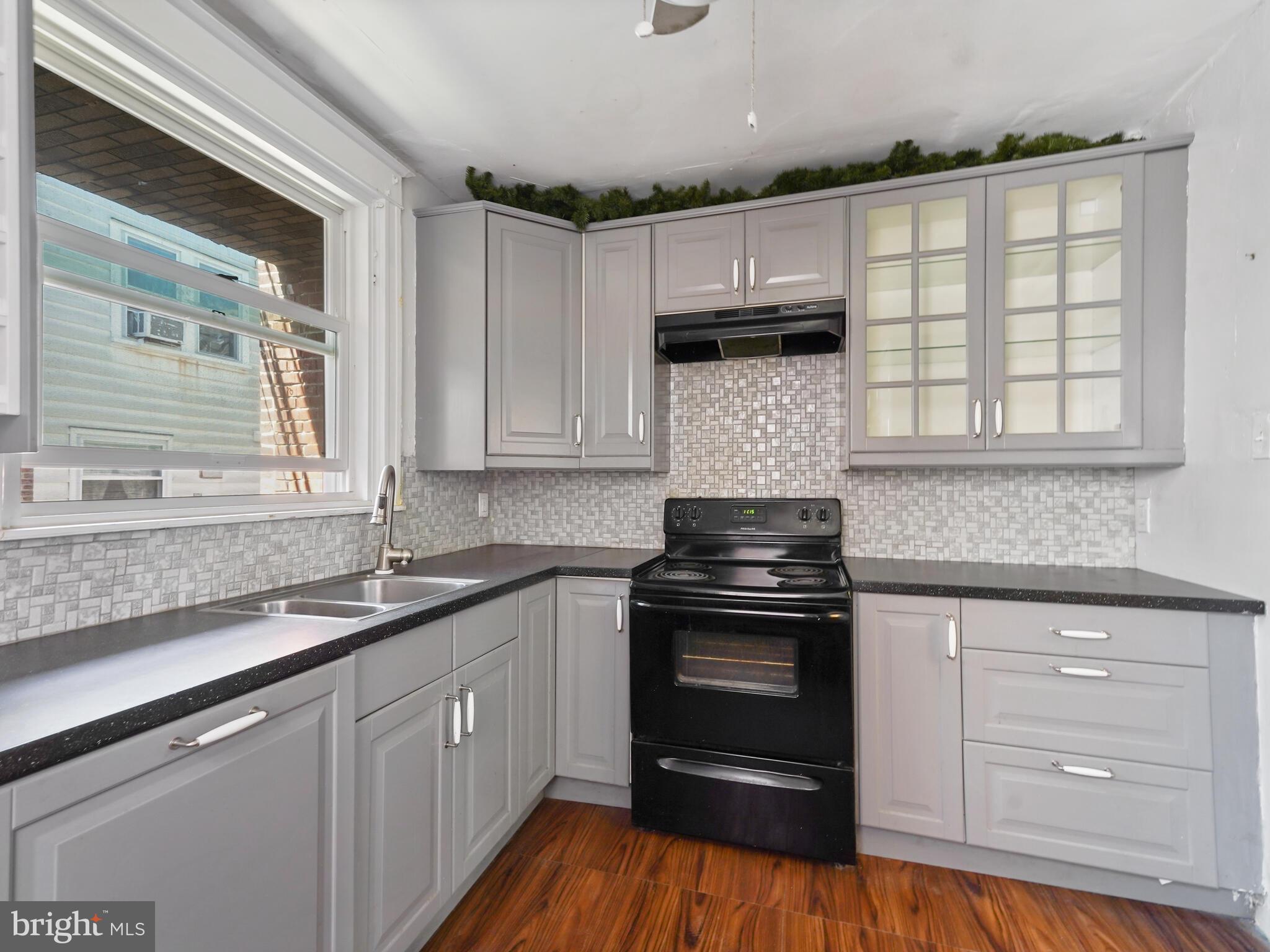 7264 Calvin Road Upper Darby, PA 19082 - Photo 8 of 19 Kitchen