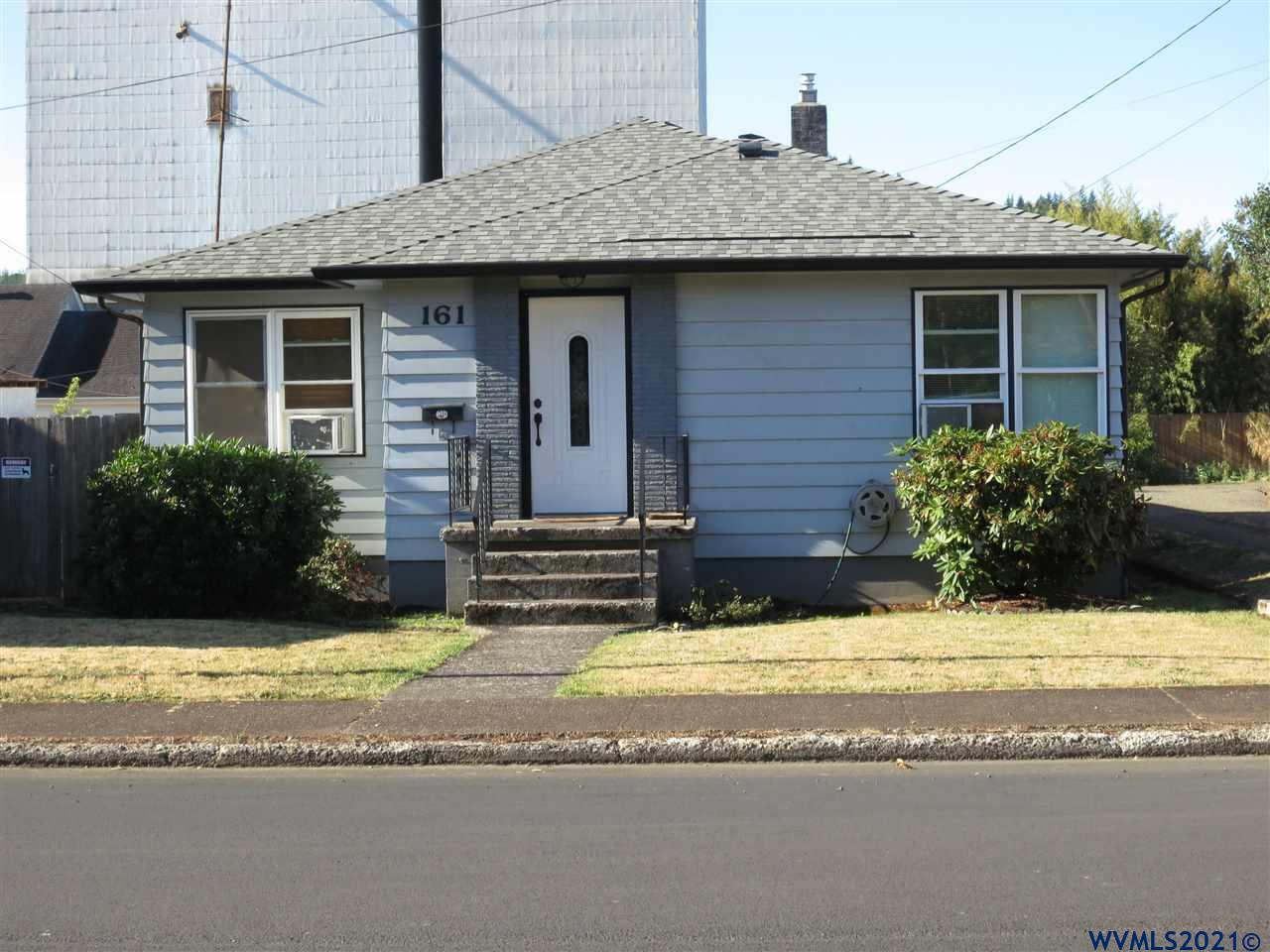 161 Southeast Maple Street Dallas, OR 97338 - Photo 1 of 14 Gallery Image 1