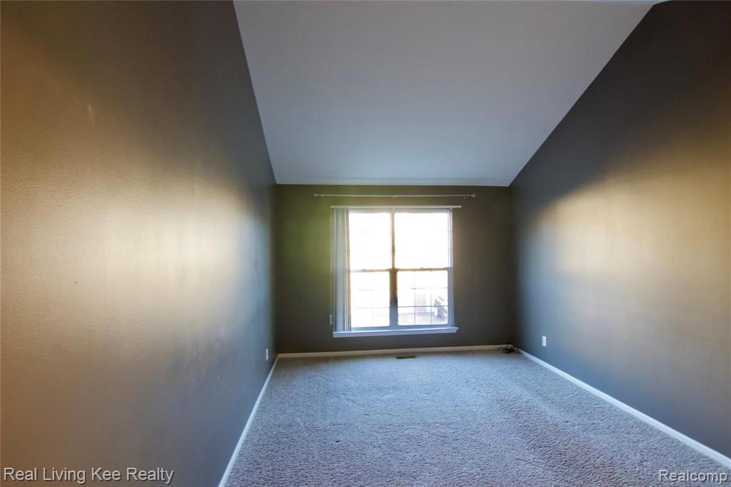1908 Flagstone Circle, Unit 79 Rochester, MI 48307 - Photo 21 of 22
