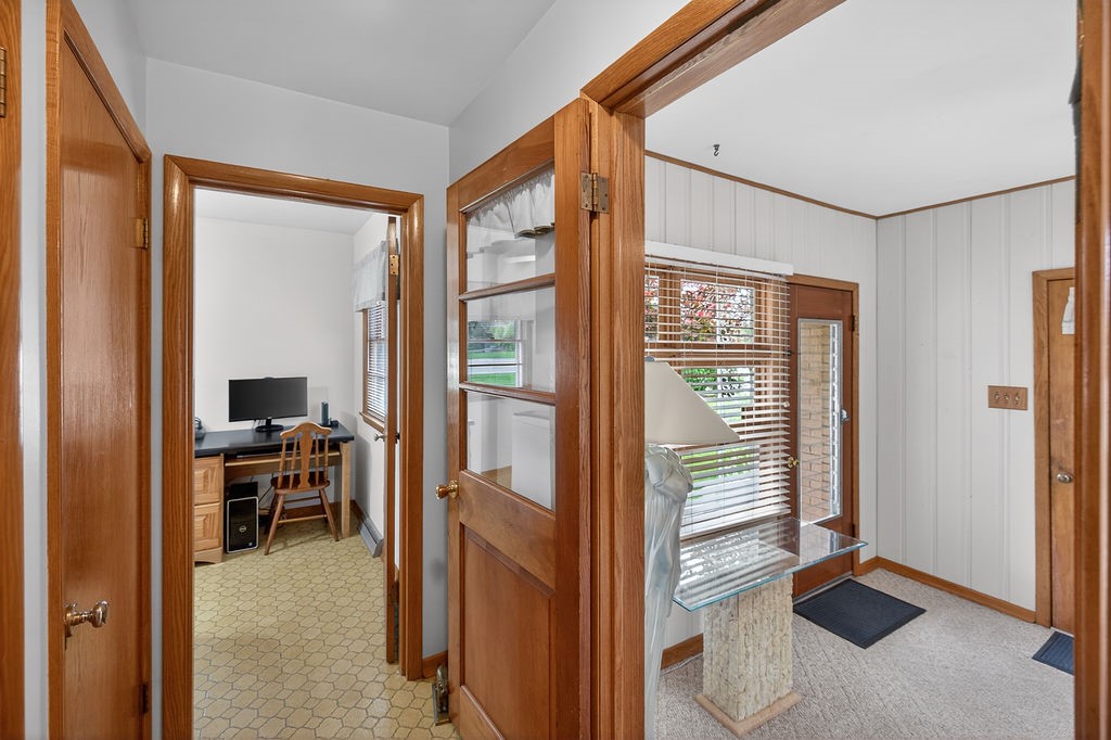 112 South Shores Drive Decatur, IL 62521 - Photo 9 of 31 Gallery Image 9