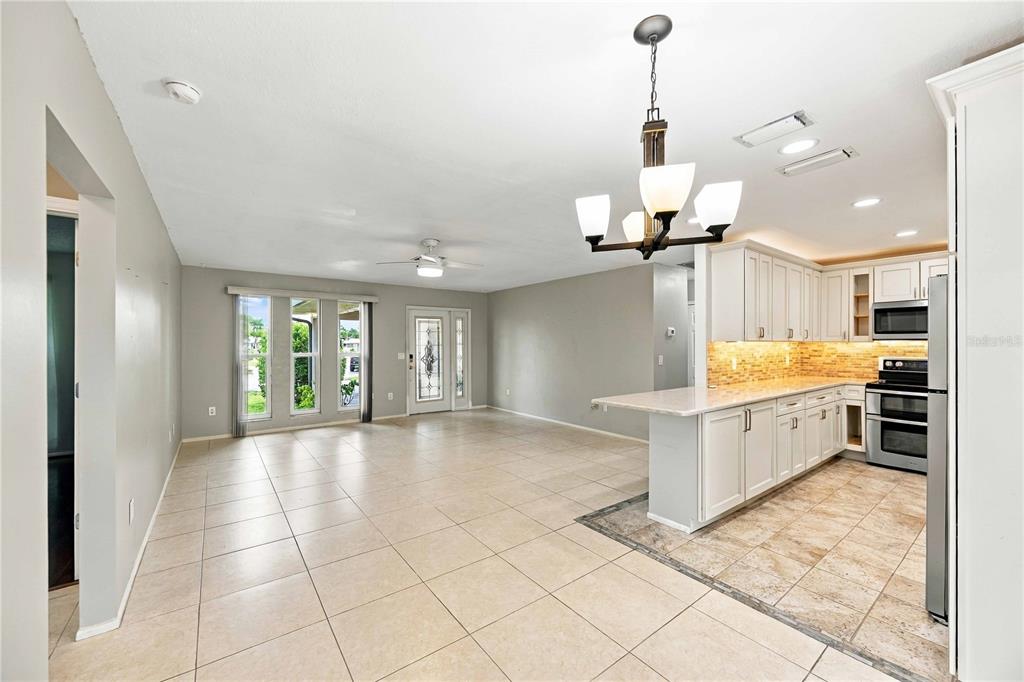 2903 Roma Court Punta Gorda, FL 33950 - Photo 6 of 42 Gallery Image 6