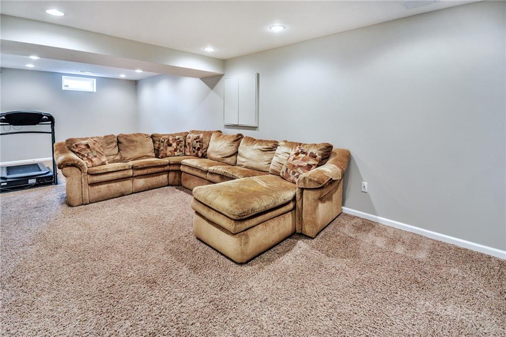 323 Allison Road Gibsonia, PA 15044 - Photo 20 of 25 Gallery Image 20