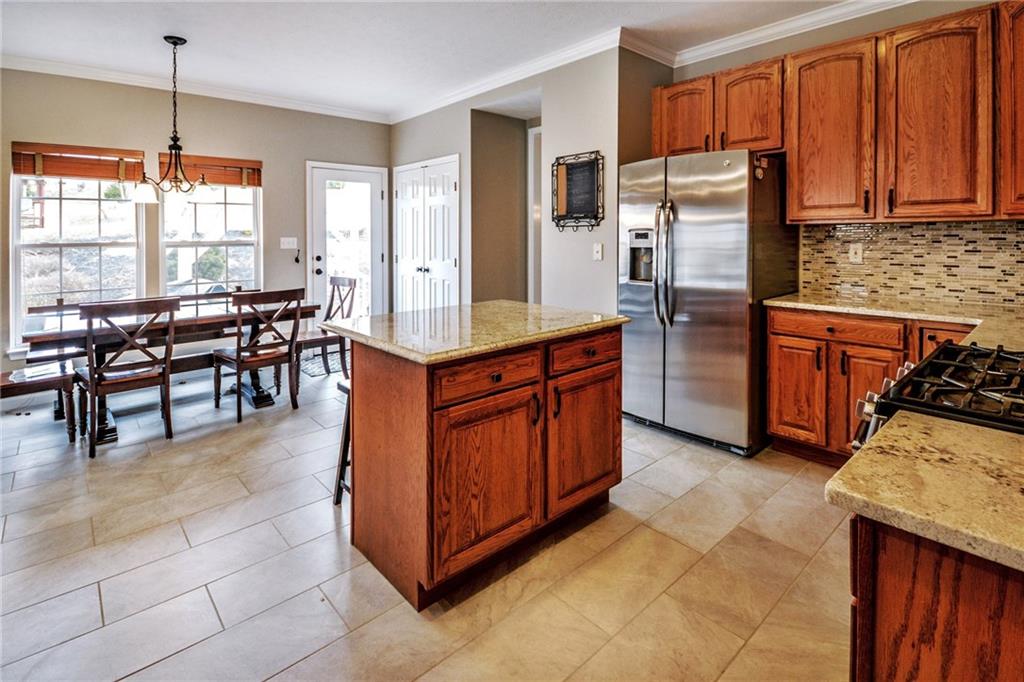 323 Allison Road Gibsonia, PA 15044 - Photo 10 of 25 Gallery Image 10