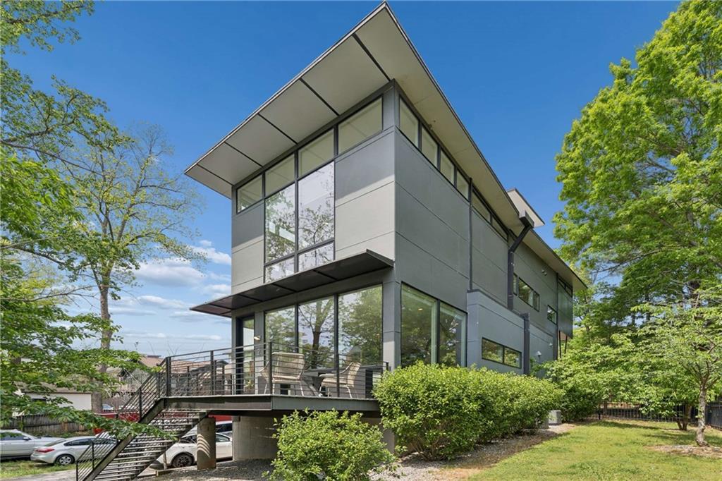 829 North Avenue Northeast, Unit 2 Atlanta, GA 30306 - Photo 1 of 36