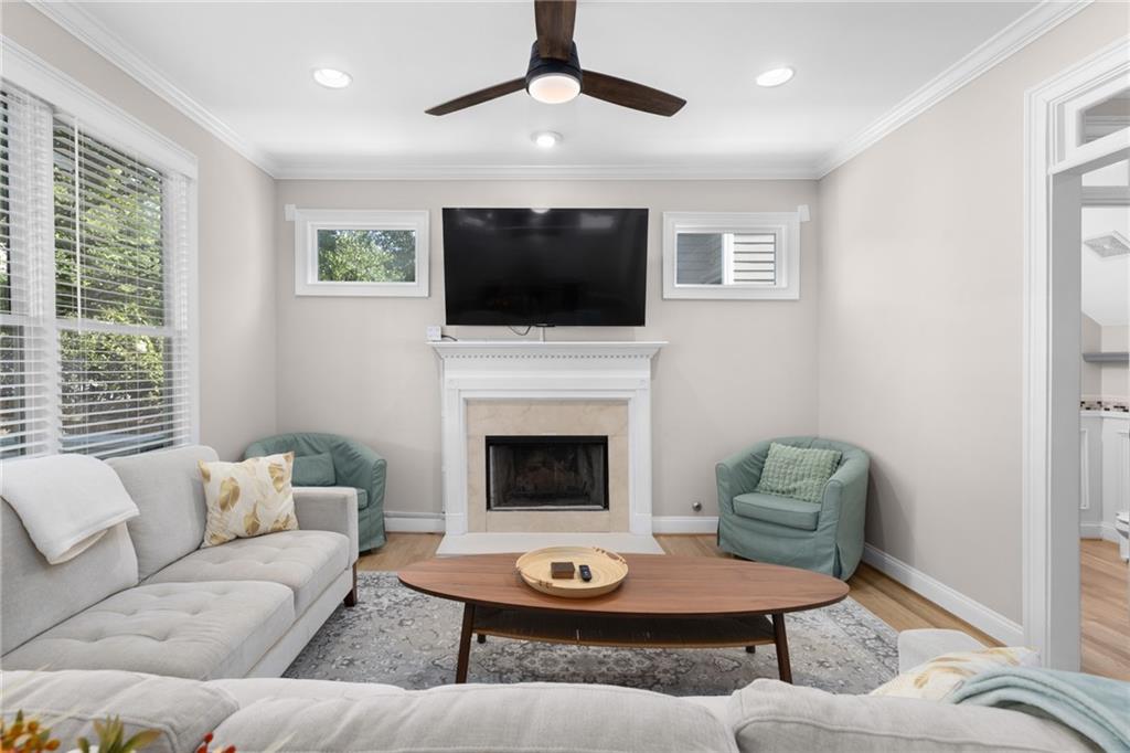 1038 Rice Street Northwest Atlanta, GA 30318 - Photo 11 of 53 Gallery Image 11