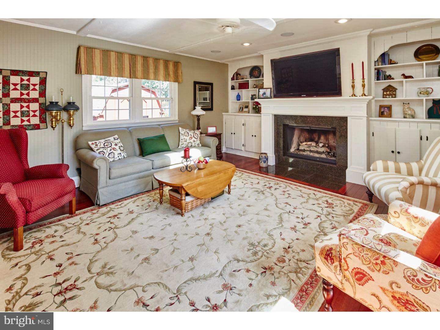 2409 Brickton Road Wilmington, DE 19803 - Photo 8 of 25 Family Room