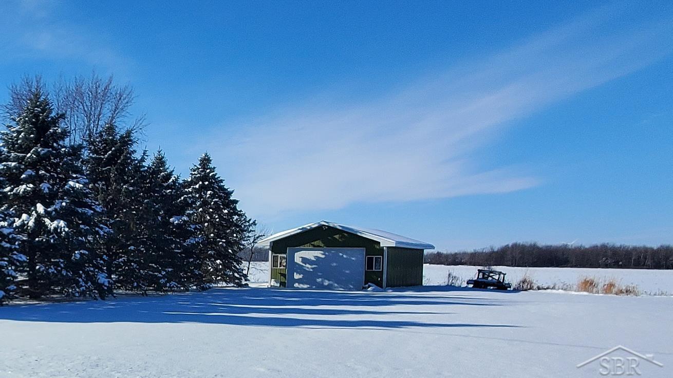 7125 Northeast County Line Road Merrill, MI 48637 - Photo 6 of 20