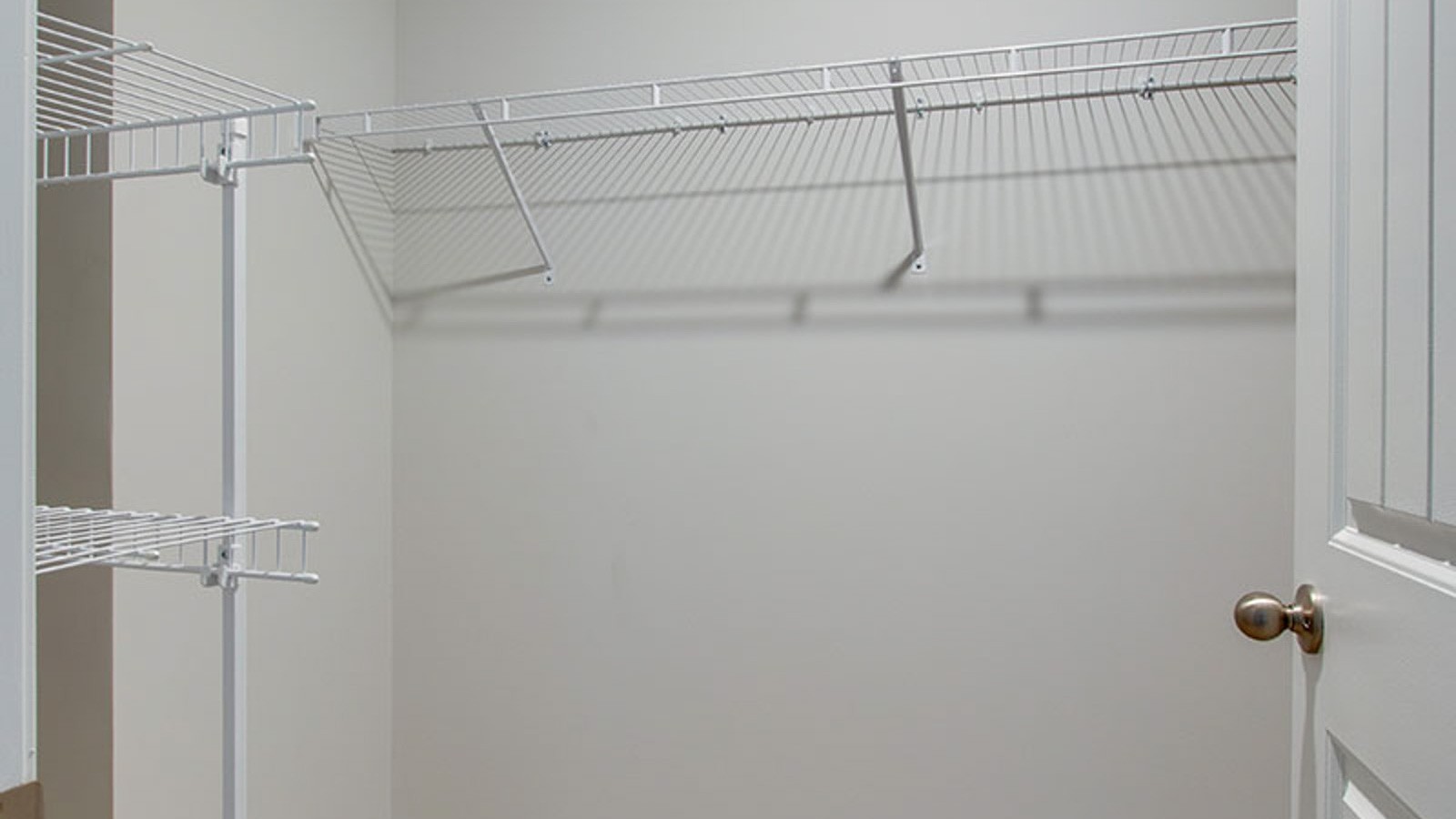 5448 Mason Way Cookeville, TN 38506 - Photo 22 of 30 a view of a rack on the wall