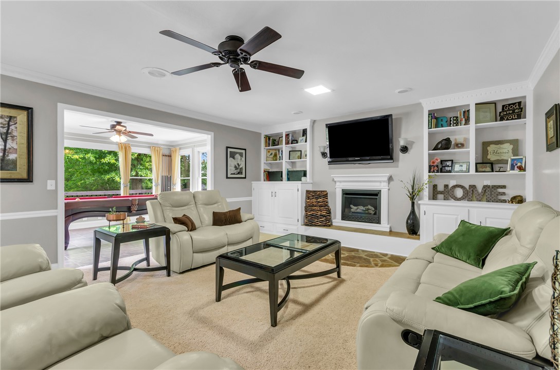 604 Ashley Downs, Unit DOWNS Anderson, SC 29621 - Photo 13 of 50 Living Room