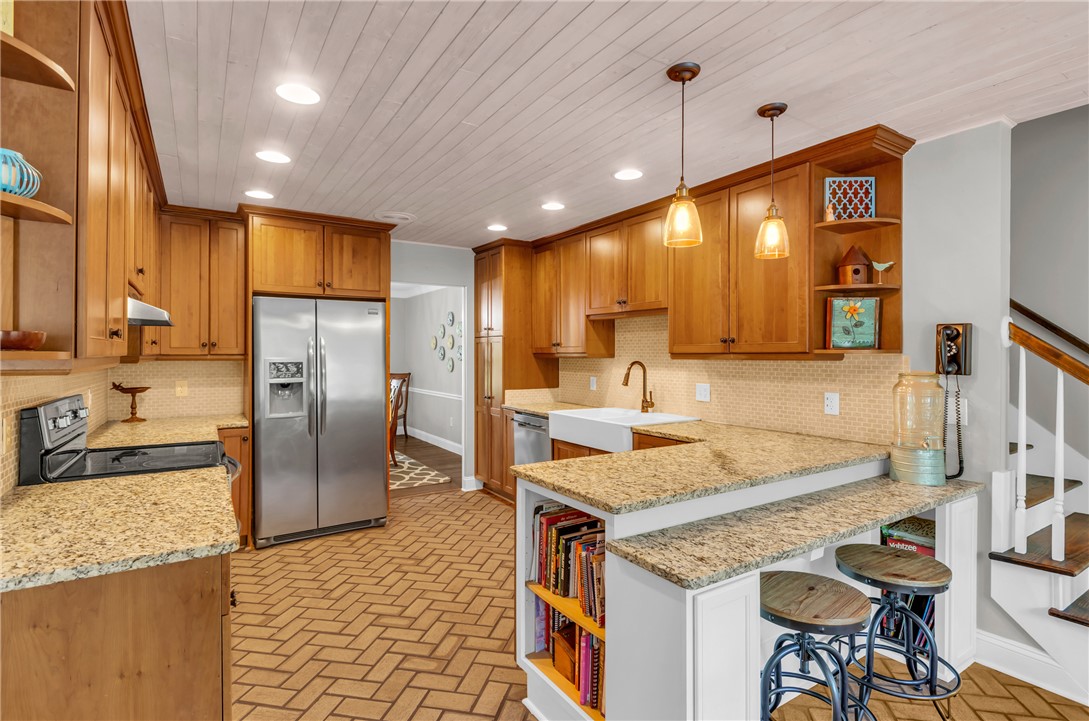 604 Ashley Downs, Unit DOWNS Anderson, SC 29621 - Photo 8 of 50 Kitchen