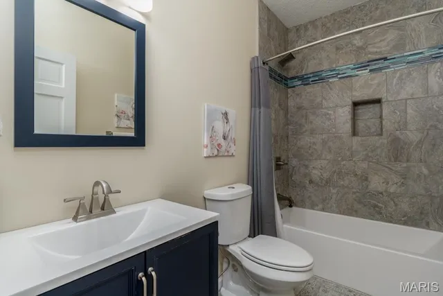 $649,900 | 30871 Hwy Bb, Lebanon, MO 65536