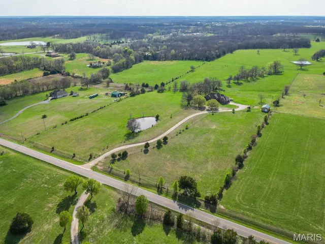 $649,900 | 30871 Hwy Bb, Lebanon, MO 65536