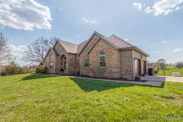 $649,900 | 30871 Hwy Bb, Lebanon, MO 65536