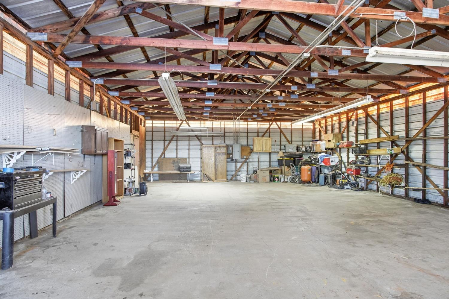 5200 North Gratton Road Denair, CA 95316 - Photo 21 of 40 a view of a room with wooden ceiling