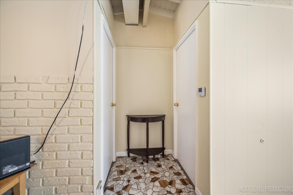 1009 Assell Avenue Aurora, IL 60505 - Photo 18 of 24 a bathroom with a sink