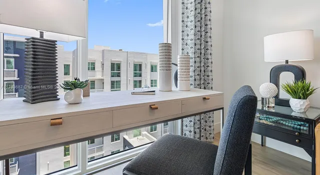 $2,601 | 740 North Dixie Highway, Unit A4, West Palm Beach, FL 33401