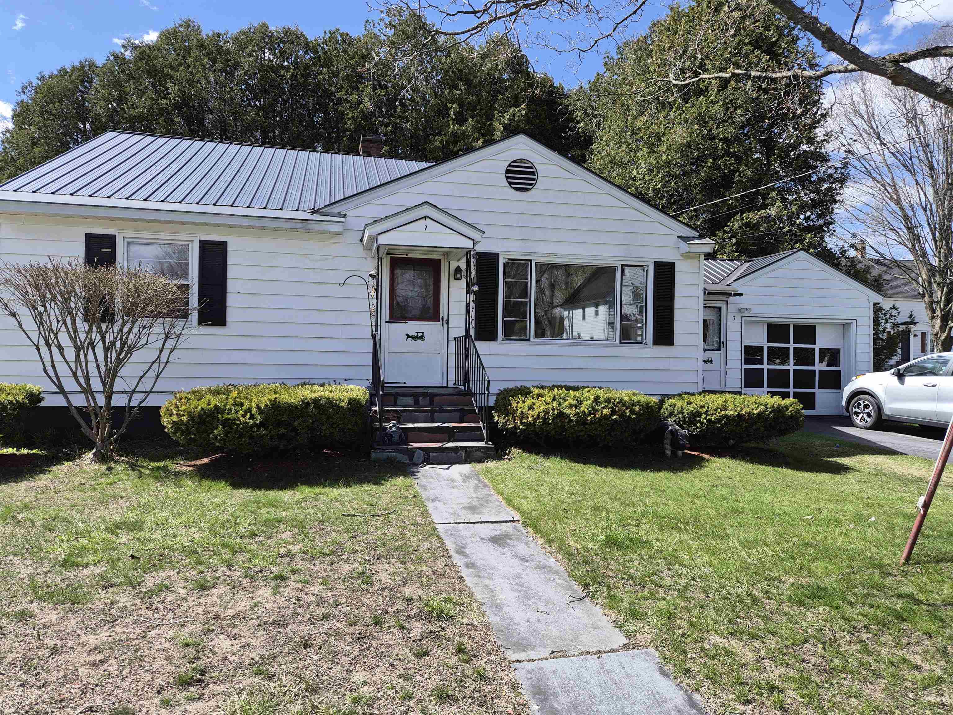 7 Grant Avenue Barre, VT 05641 - Photo 1 of 36