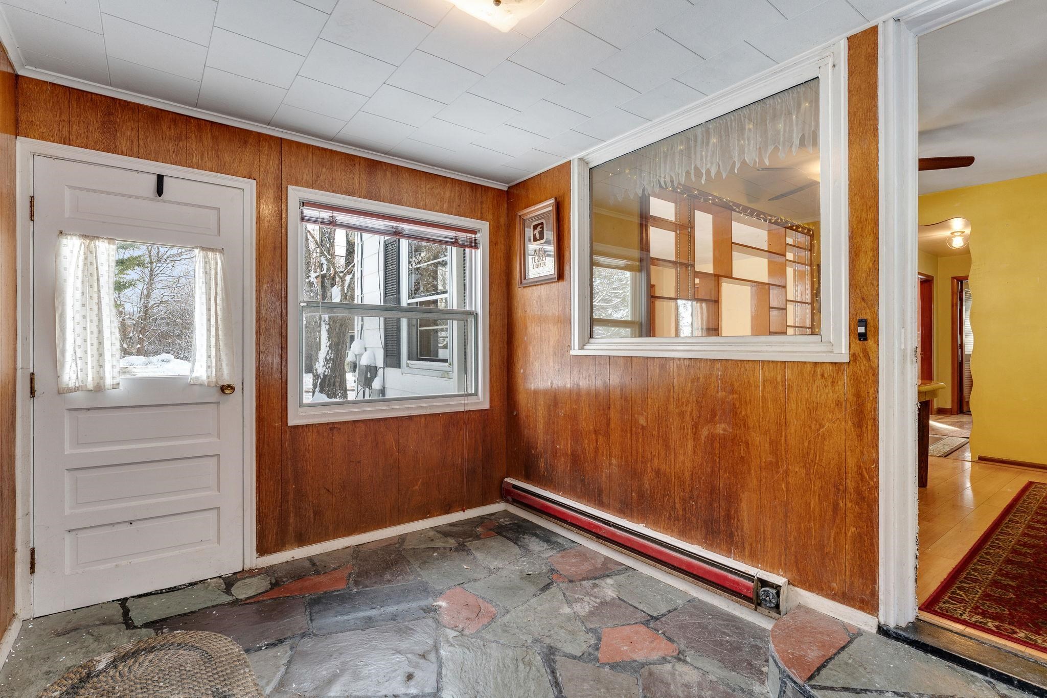 7 Grant Avenue Barre, VT 05641 - Photo 18 of 42