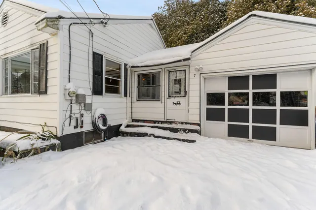 $265,000 | 7 Grant Avenue, Barre, VT 05641