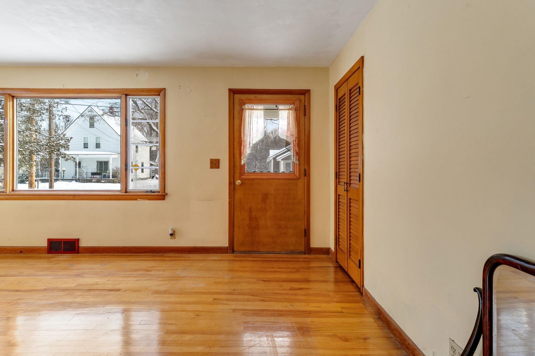 7 Grant Avenue Barre, VT 05641 - Photo 10 of 36