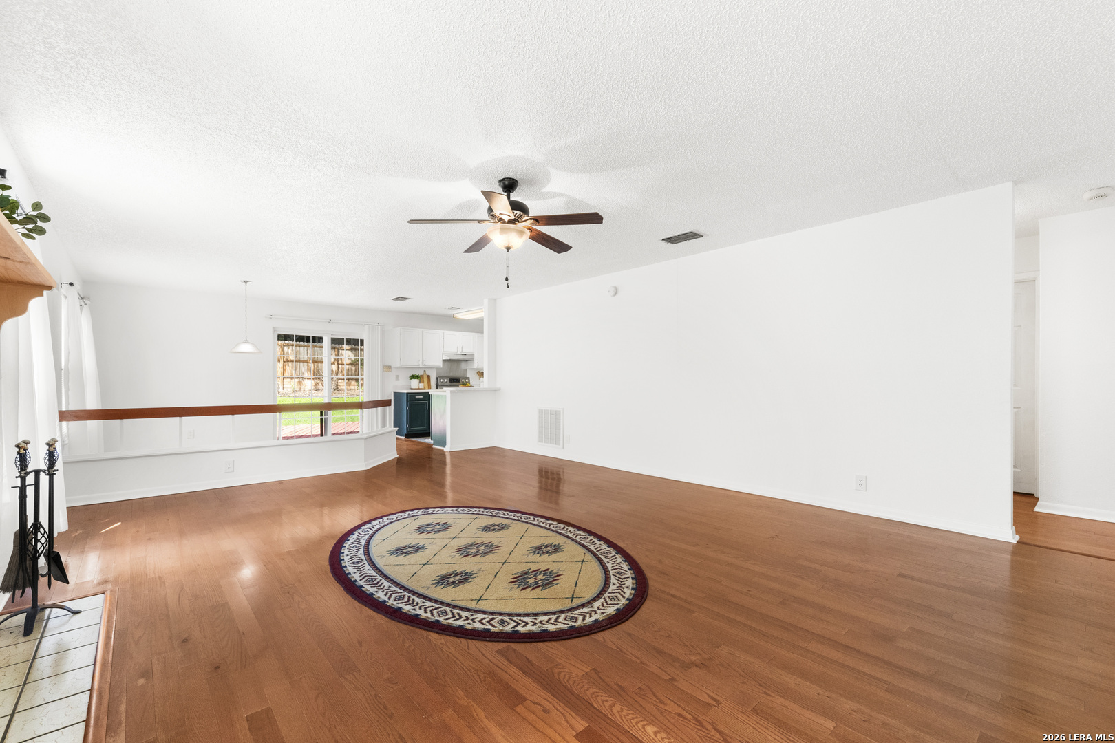 7111 Comanche Ridge Drive Converse, TX 78109 - Photo 2 of 27