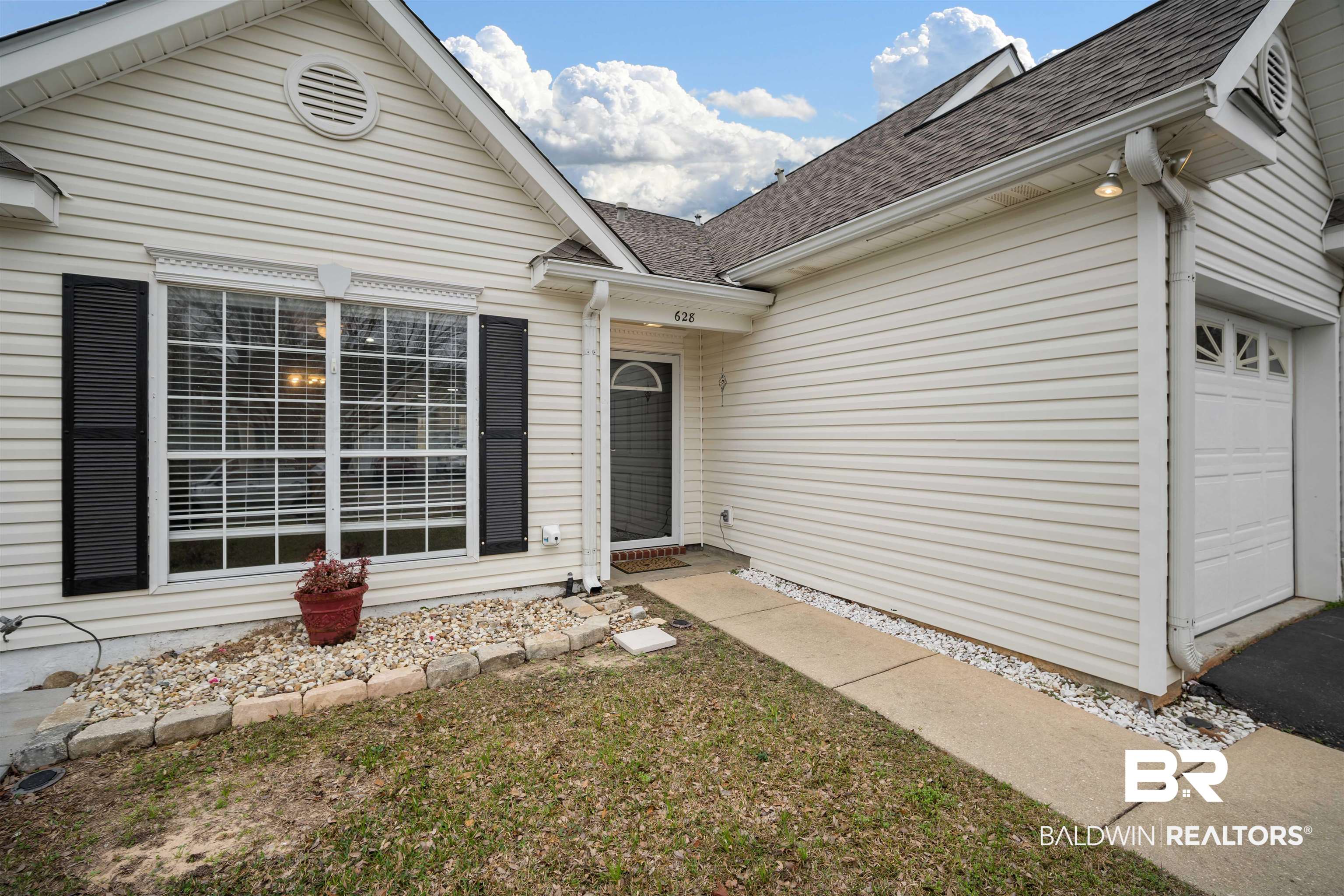 628 Spring Lake Court Mobile, AL 36695 - Photo 2 of 25 Property entrance with a garage