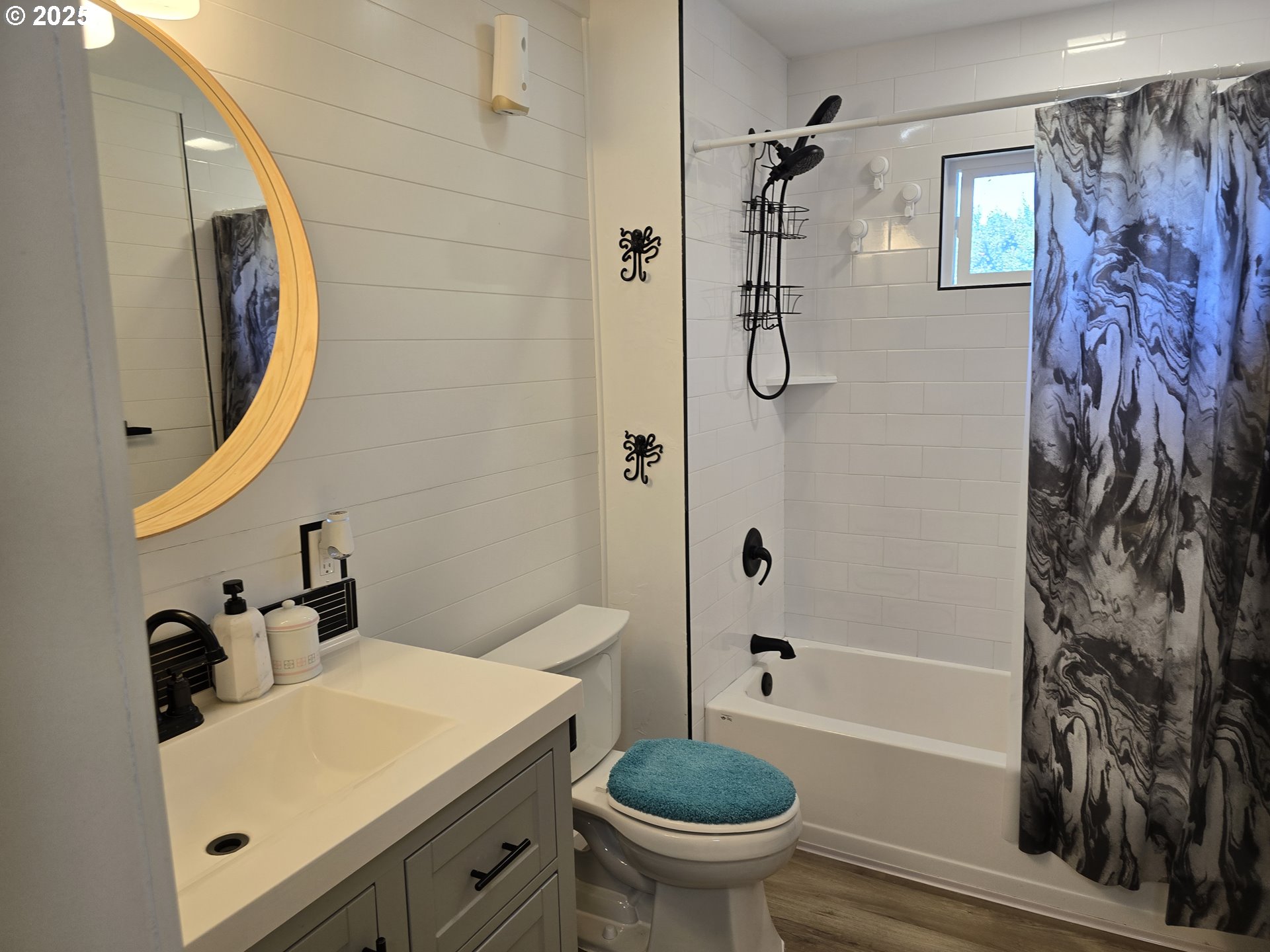 1660 Lincoln Road Coos Bay, OR 97420 - Photo 17 of 23 Gallery Image 17