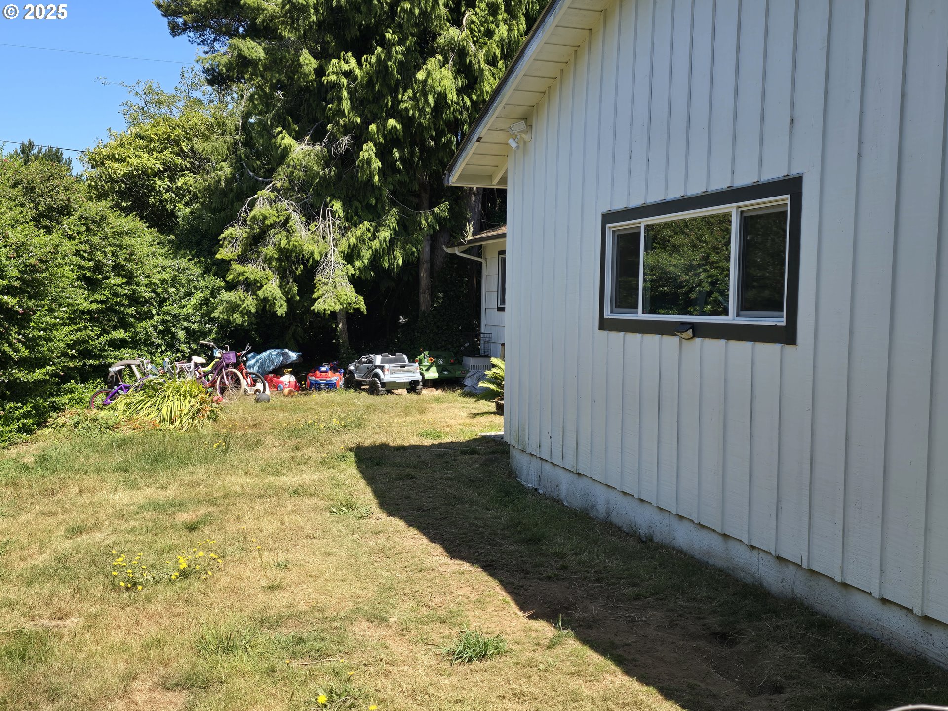 1660 Lincoln Road Coos Bay, OR 97420 - Photo 3 of 23 Gallery Image 3