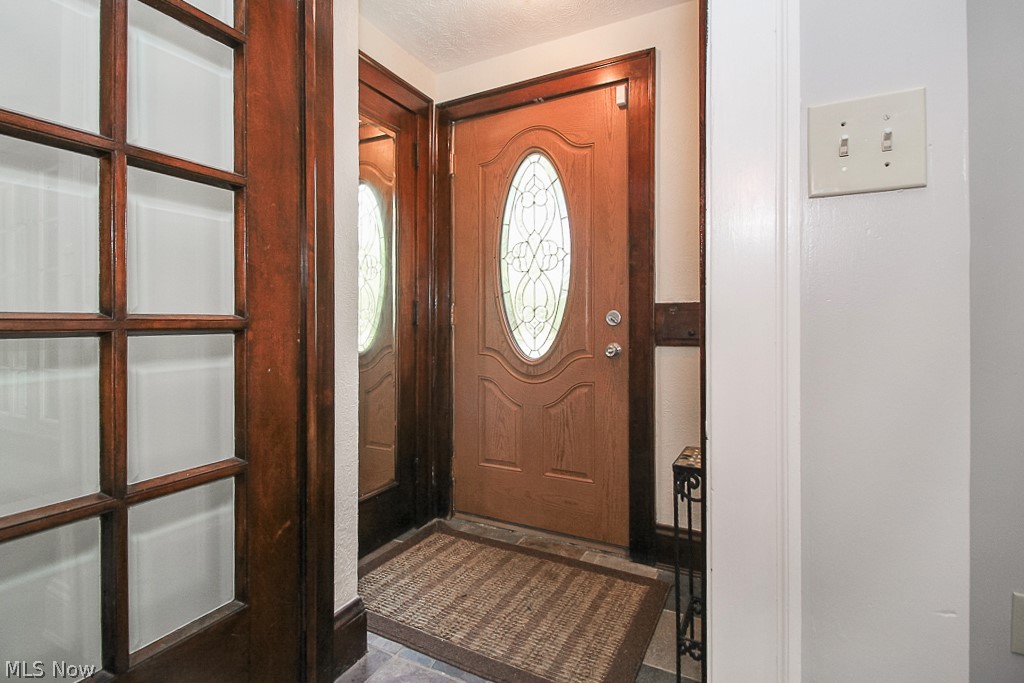 14410 Onaway Road Cleveland, OH 44120 - Photo 7 of 35