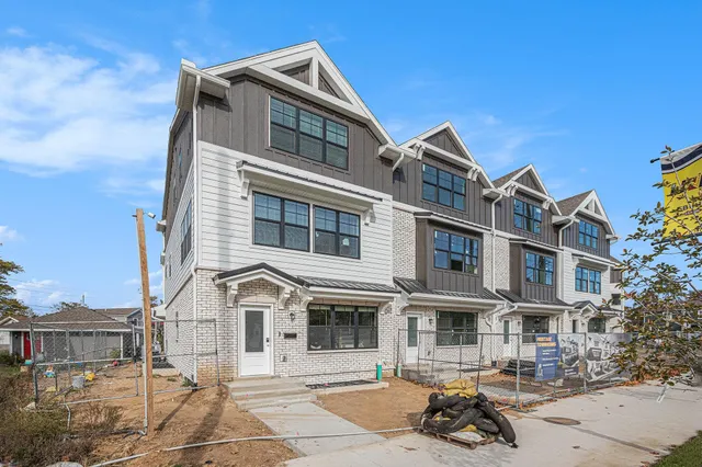 $1,200,000 | 743 South Bend Avenue, South Bend, IN 46617