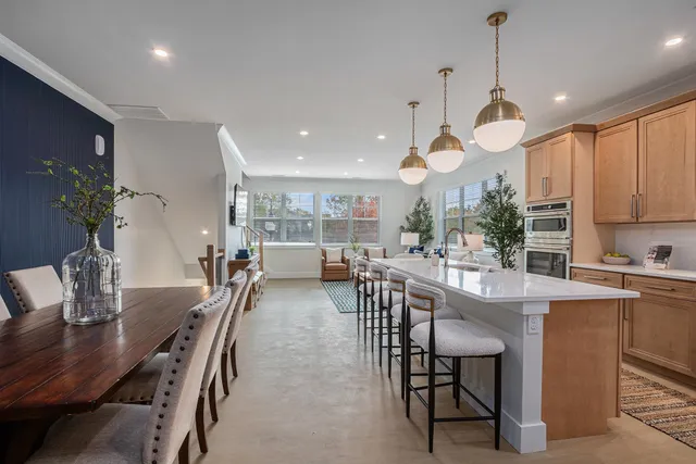 $1,200,000 | 743 South Bend Avenue, South Bend, IN 46617